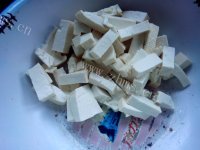 色香味俱全的鸭血豆腐汤做法图解2)