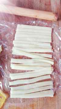 醇香的奶香饼干棒做法图解6)