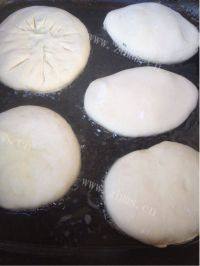 色味俱全的韭菜鸡蛋馅饼做法图解12)