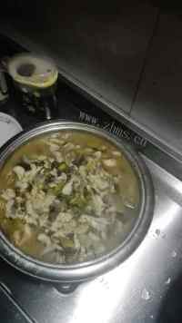 简制酸菜鱼做法图解7)