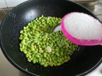 家常菜炒毛豆做法图解4)