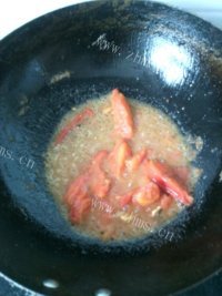美味的西红柿鸡蛋炒饭做法图解4)