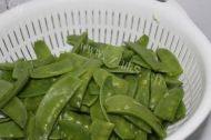 荷兰豆炒肉做法图解2)