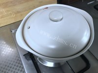 冰糖雪梨粥做法图解2)