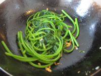 口舌生香的蒜蓉茼蒿