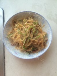 家常菜酸辣土豆丝