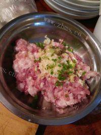 美味鲜肉馄钝做法图解2)