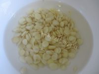 家常菜杏仁豆腐做法图解2)