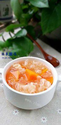 美味的木瓜银耳糖水