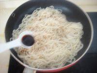 自己做的青椒肉丝炒面做法图解9)