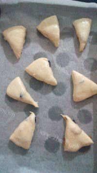 自制葡萄干司康做法图解12)