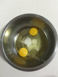 香甜微波炉版蜂蜜纸杯蛋糕做法图解2)