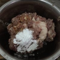家常菜煎酿豆腐做法图解1)