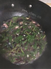 皮蛋苋菜汤做法图解5)