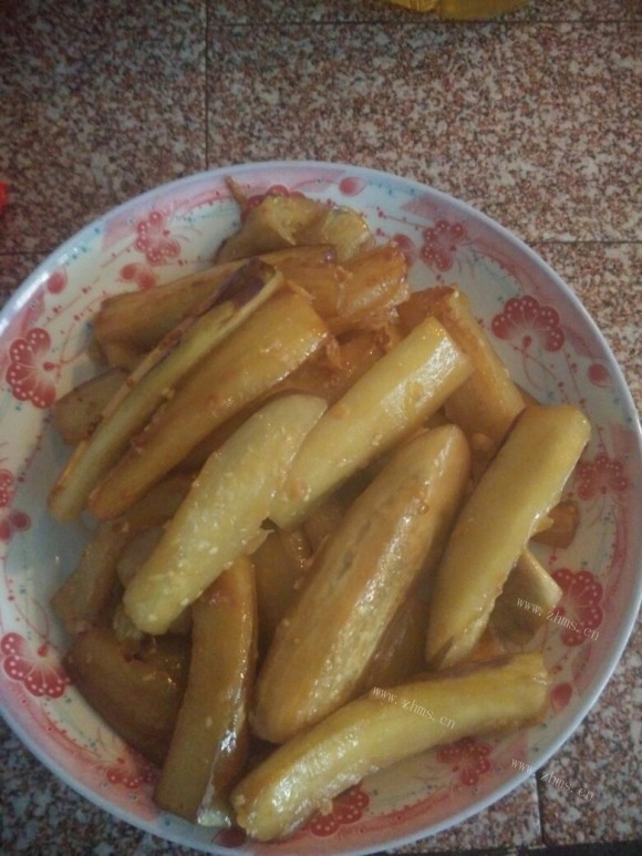 珍馐美味的蒜香茄子