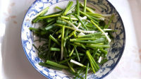 好吃的小葱辣炒豆腐干做法图解2)