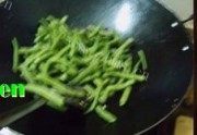 家常菜豆豉蒜茸炒农芽豆做法图解3)