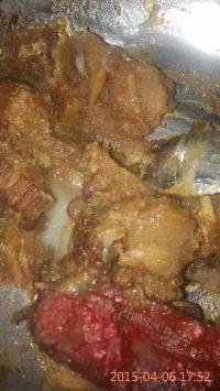 家常菜红烧肉炖豆角做法图解3)