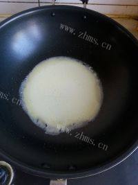 诱人的芒果千层蛋糕做法图解7)