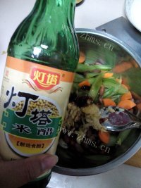 下酒菜芹菜拌花生米做法图解11)