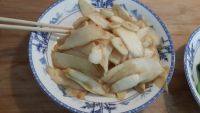 家常菜素炒茭白