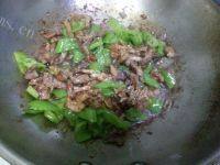 好吃的青椒炒牛肉做法图解7)