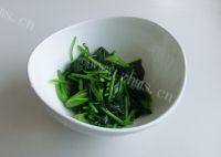 好吃的菠菜虾仁做法图解6)