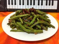 色香味浓的干煸豆角做法图解8)