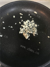 最爱的秋葵炒鸡蛋做法图解3)