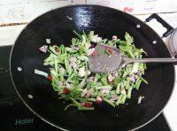 美味香芹豆皮做法图解4)