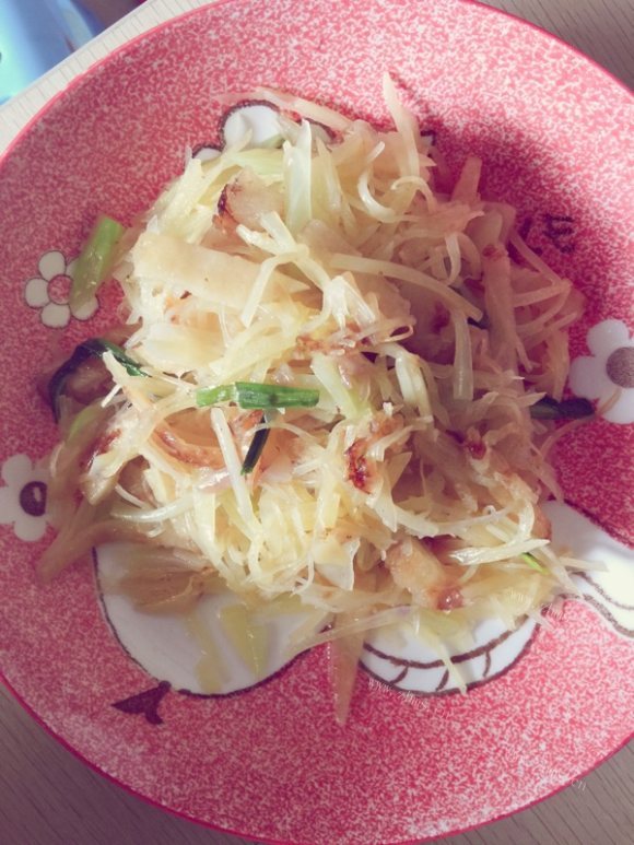 土豆丝莴笋丝炒饼