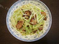 家常菜芹菜炒腊肉