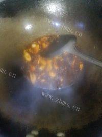 家常菜尖椒溜肥肠做法图解23)