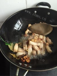 家常菜红烧五花肉做法图解4)
