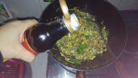 家常菜素炒黄豆芽做法图解6)