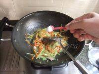 莴笋炒肉（家庭版）
