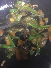 唇齿留香的糖醋茄子做法图解10)