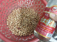 脆口小吃香酥炒花生做法图解4)