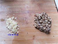 美味的手工冬菇猪肉丸做法图解2)