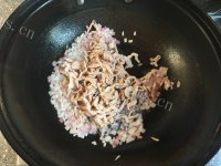 美味的蛋包饭做法图解4)