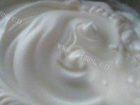美味的抹茶戚风蛋糕做法图解6)
