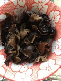 DIY山药炒木耳做法图解2)