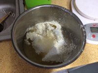 苏式蛋黄肉松月饼做法图解1)