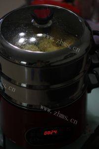 让人怀念的榨菜鲜肉胡萝卜包子做法图解13)