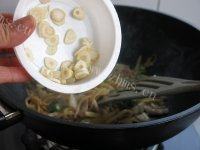 简单版榨菜炒肉丝做法图解12)