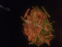 简易的香芹炒豆干做法图解6)