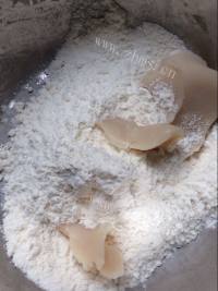 美味的猴头菇苏式月饼做法图解1)