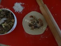 美味的电饼铛馅饼做法图解7)