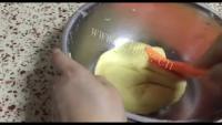 香喷喷的小熊猫饼干做法图解1)