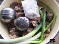 诱人的炖牛肉做法图解5)